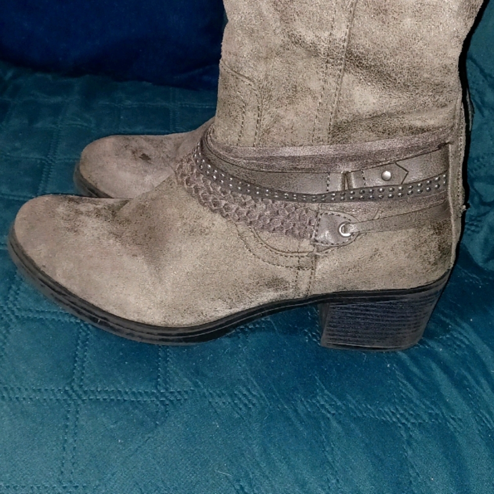 Grey Boots